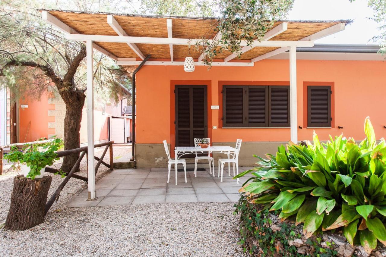 Villa Emilia Marina di Castagneto Carducci Exterior foto